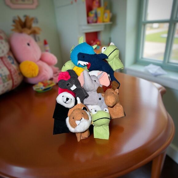 Lot of 21 Finger Puppets Animals & People Fireman Shark Bride Groom Turtle Frog - Picture 1 of 8